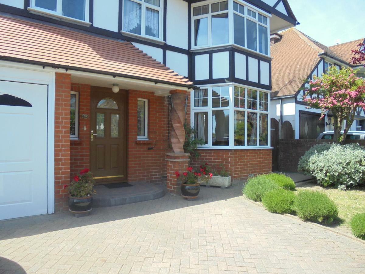 Kelvin Side Eastbourne Exterior photo